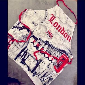 Adorable apron purchased in London 🏴󠁧󠁢󠁥󠁮󠁧󠁿